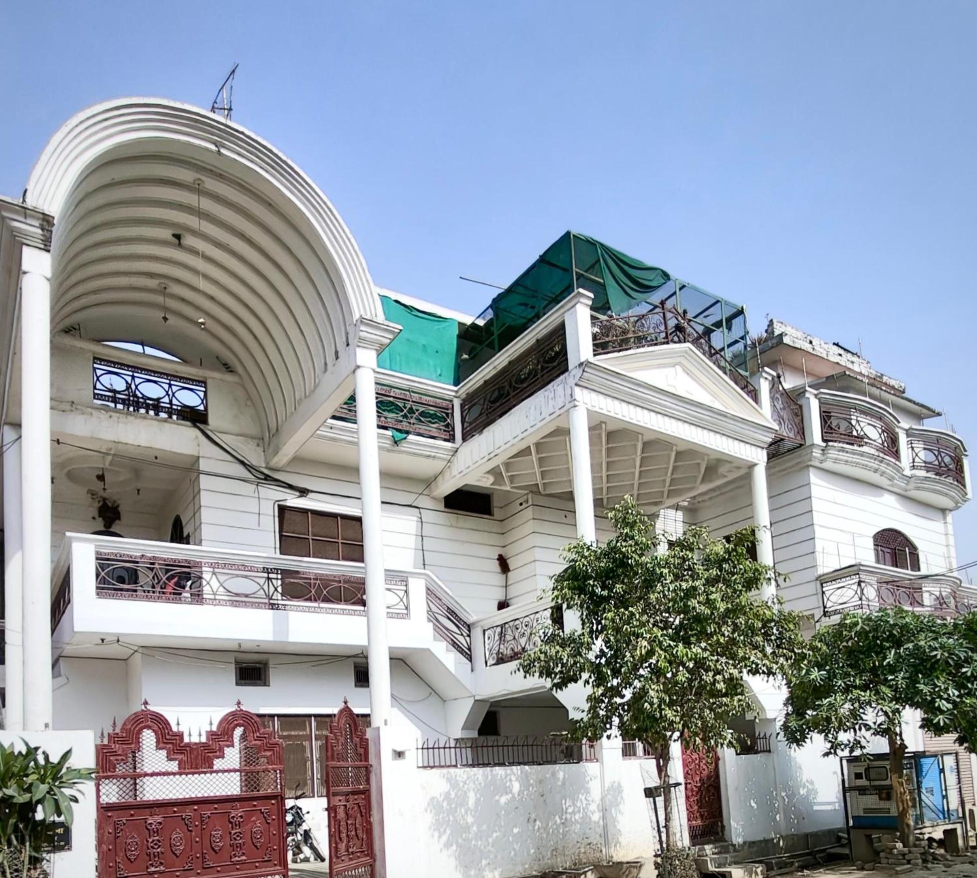 Veena Villa Luxury Suite Ayodhya - 2Km From Ram Mandir エクステリア 写真